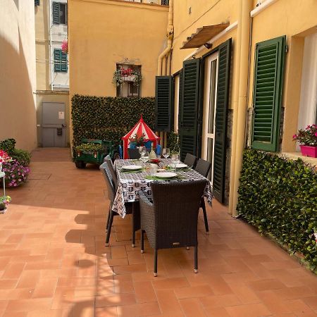 Santa Croce Garden Apartment Florença Exterior foto